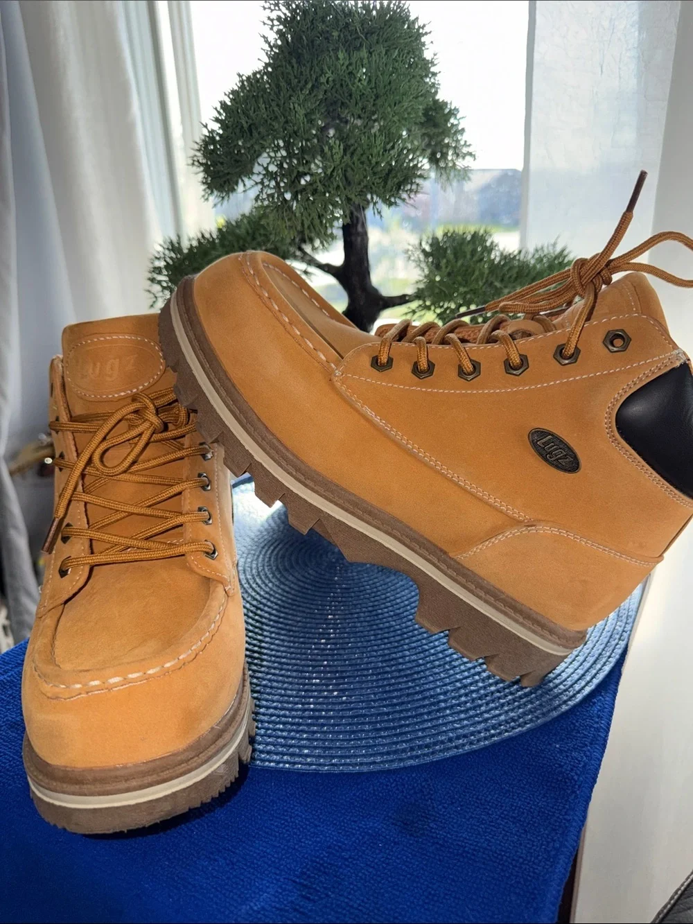 Lugz Wheat Suede Lace-Up Work Boots